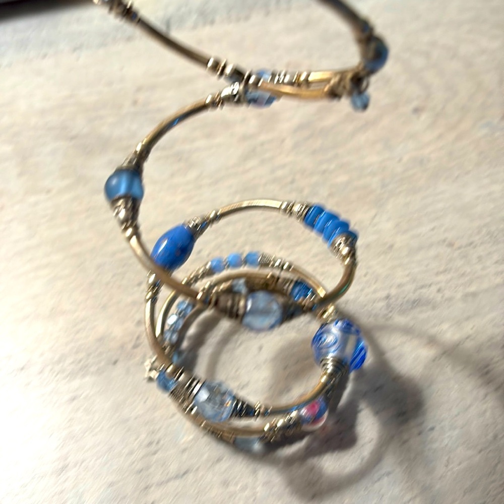 Stretchy beaded bangle bracelet